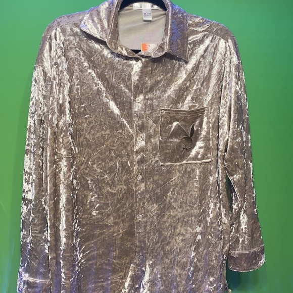 ⭐️ HOST PICK ⭐️ Brand New Ladies Playboy Tan Crushed Velour Shacket velvet soft - Picture 7 of 17